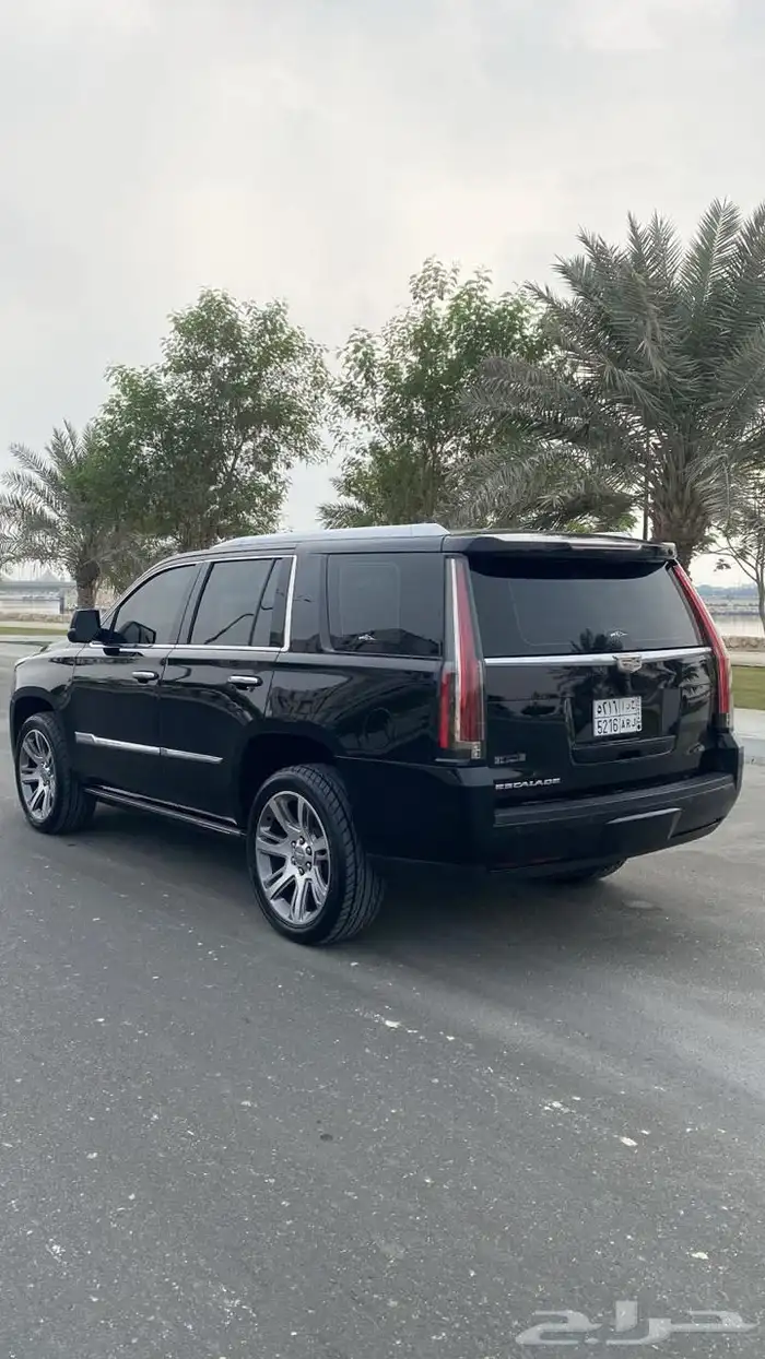 2015  Cadillac Escalade Premium 2