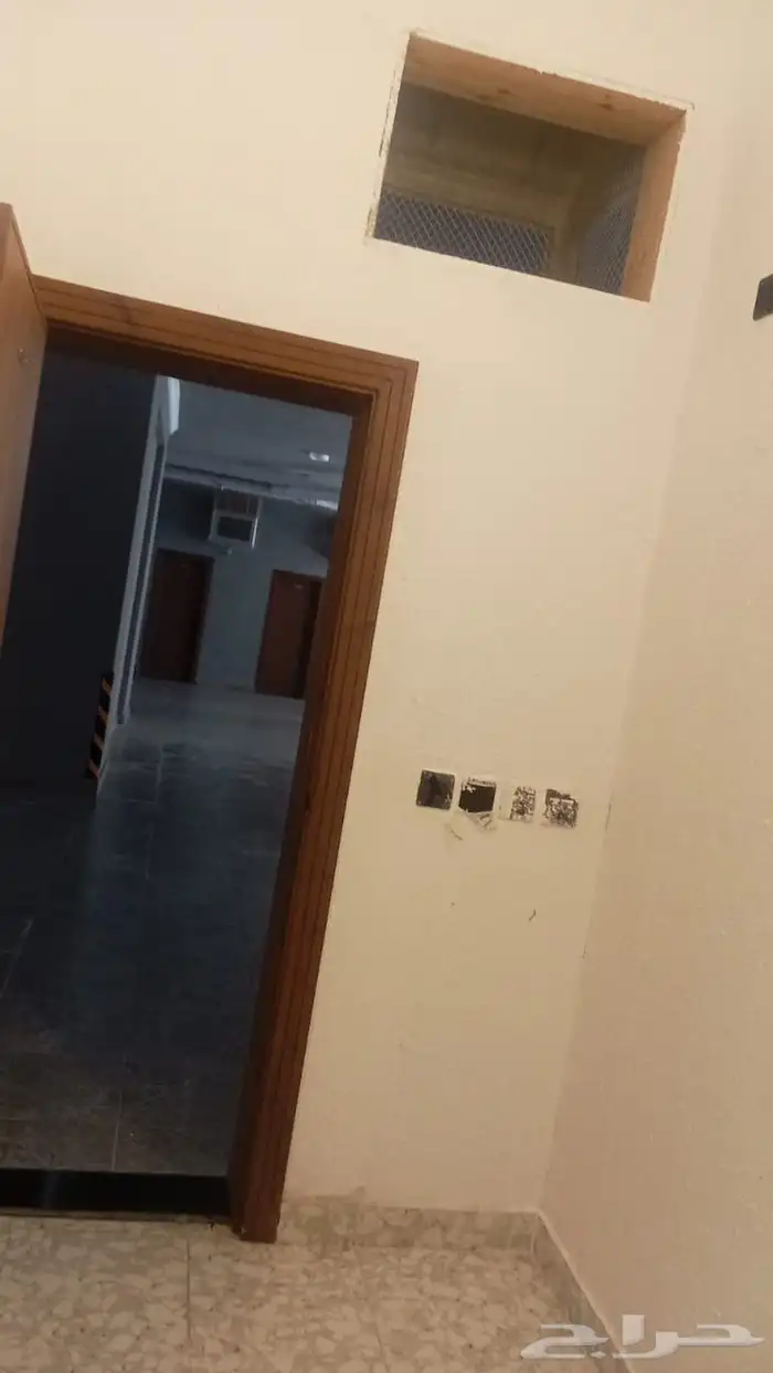 عرفة حارس او سائق للإيجار 0