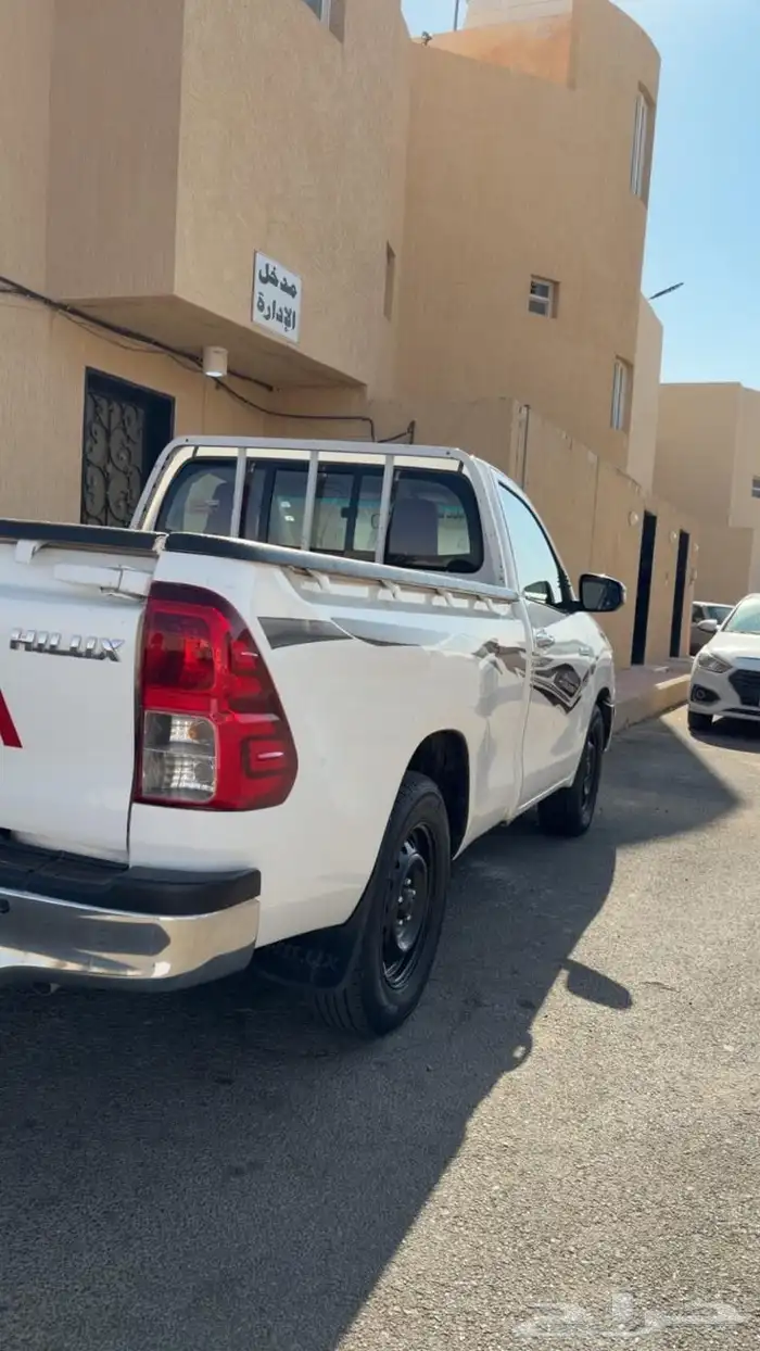 هايلوكس 20 باسم المالك الاول 0