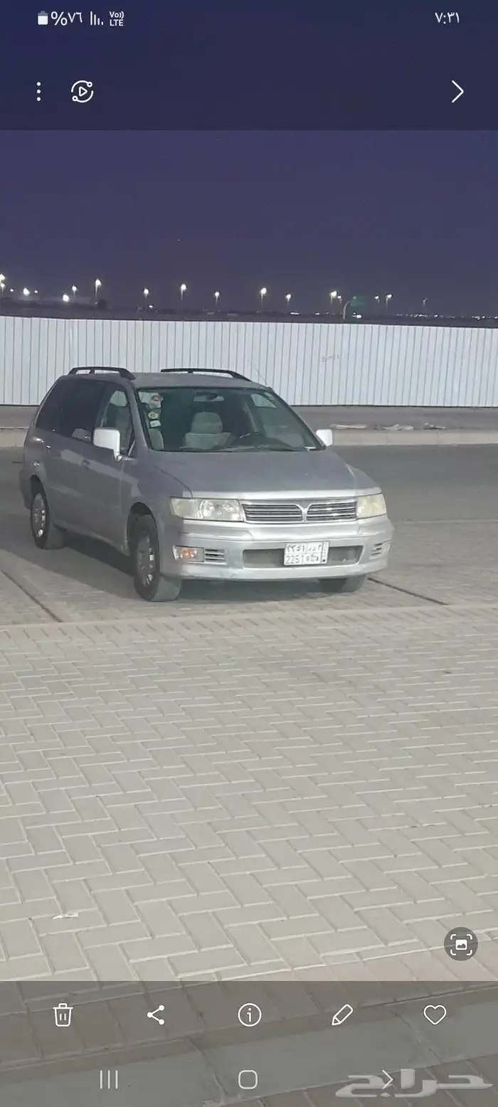 البيع متسوبيشي موديل 2002 ممشي 273 ك 0