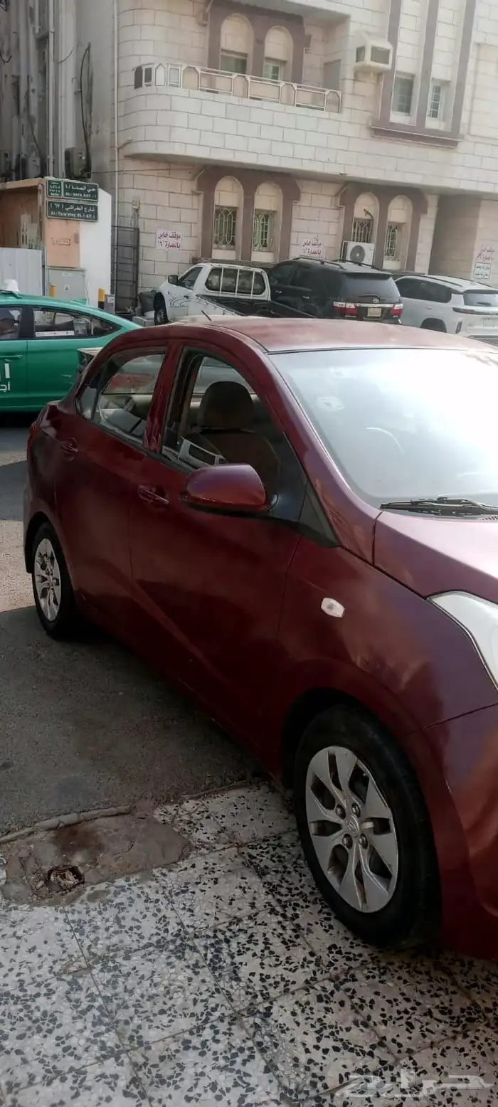 سياره اي تن سيدان موديل 2016 مجدده ومفحوصه 3