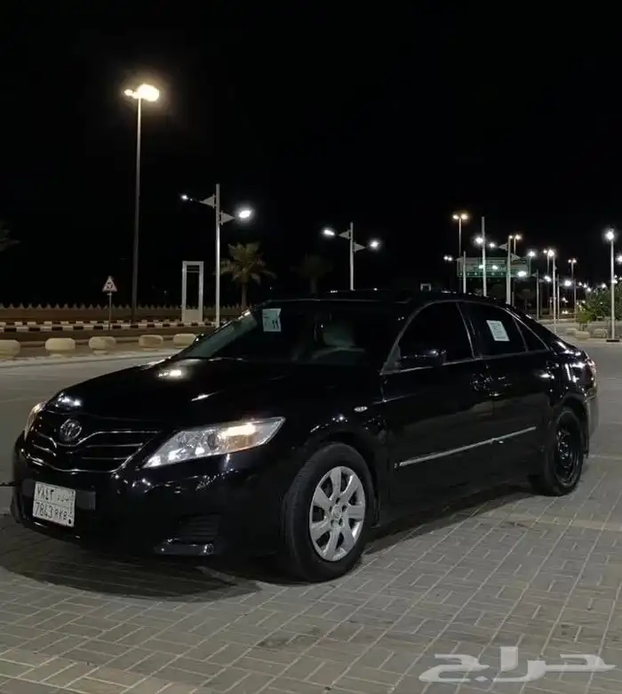 كامري للبيع او للبدل هايلكس 0