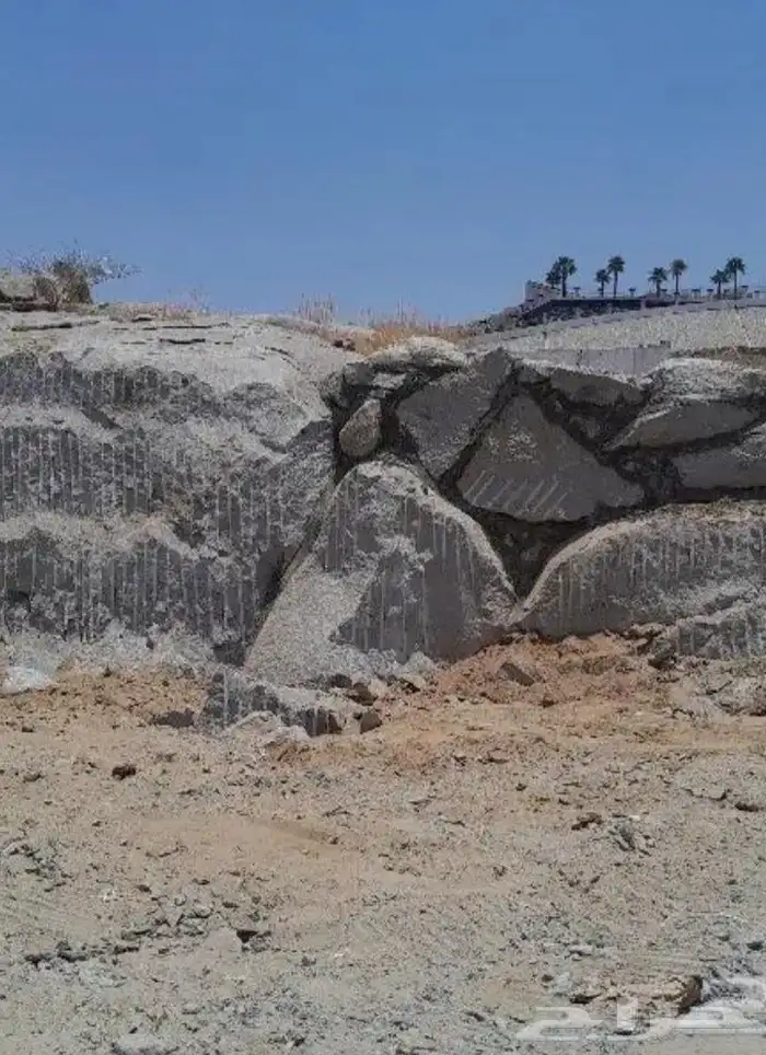 بوكلين للايجارحفر الاراضي وهدم العماير والبيوت الشعبي وتخريم 9