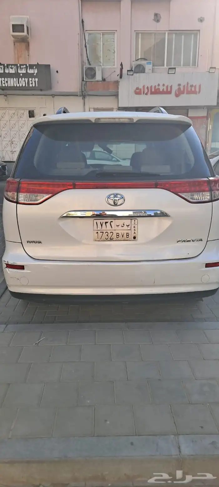 تويوتا بريفيا 2013 1