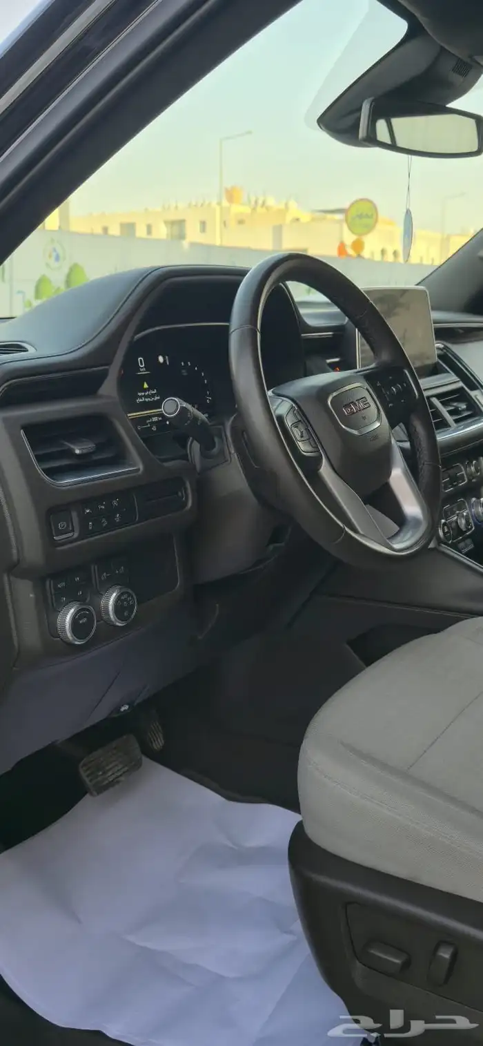 جي ام سي يكون دبل مديل 2023 13