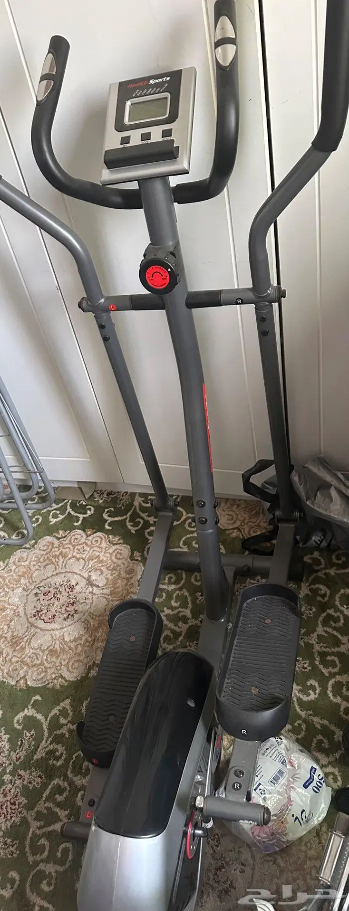 جهاز سير كهربائي رياضي بالاضافه الا جهاز اوربتراك 1