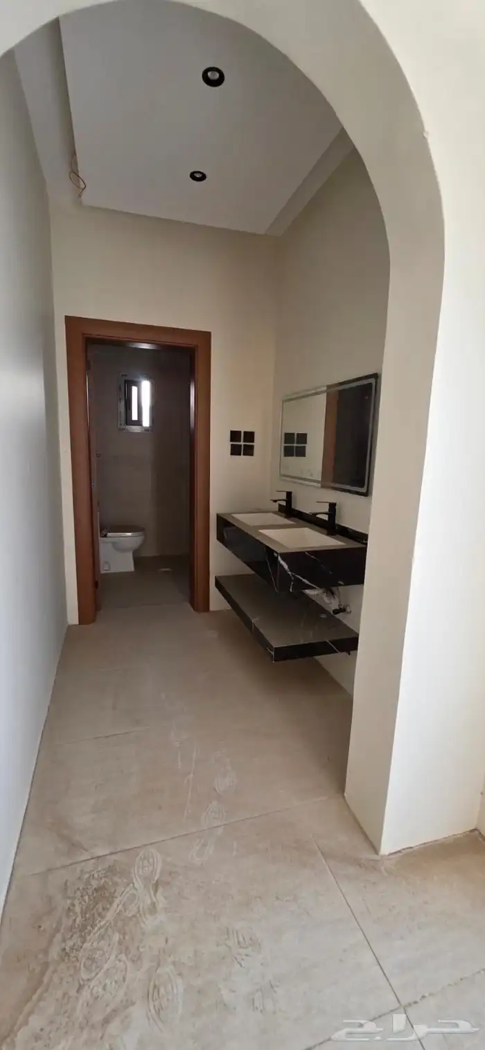 فلل في مخطط ولي العهد 9المروج والياسمين 42