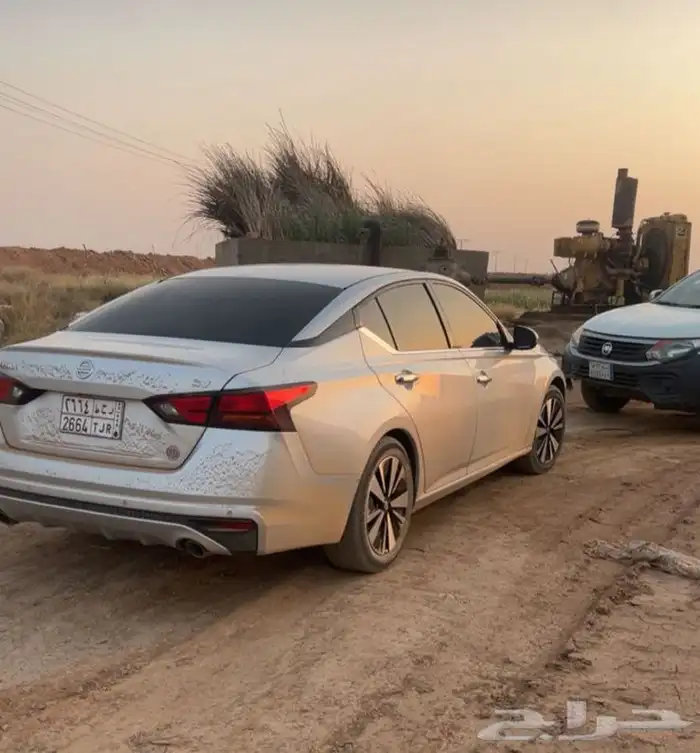 نيسان التيما للبيع 1