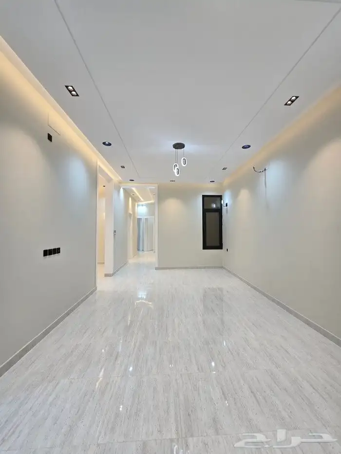 للبيع شقق علويه VIP بسطح مستقل 6غرف من 500 ألف حي درة الموسي 13