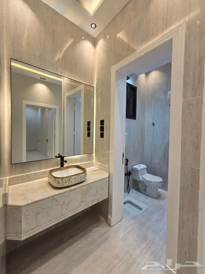 للبيع شقق علويه VIP بسطح مستقل 6غرف من 500 ألف حي درة الموسي 15