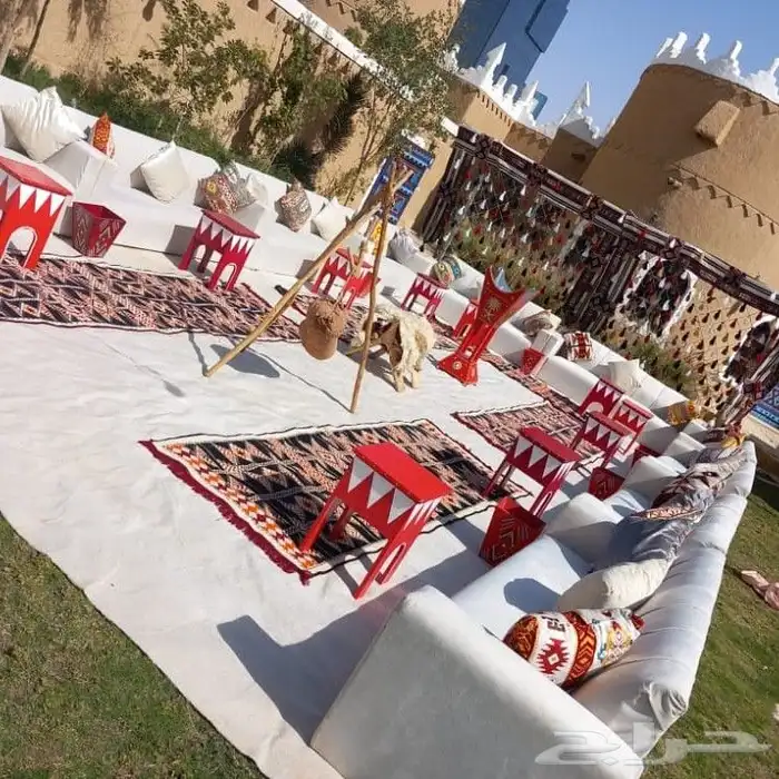 تاجير جلست شعبيه جلست عرضيه جلست معربيه كنب ثلاث وفردي دفايت 5