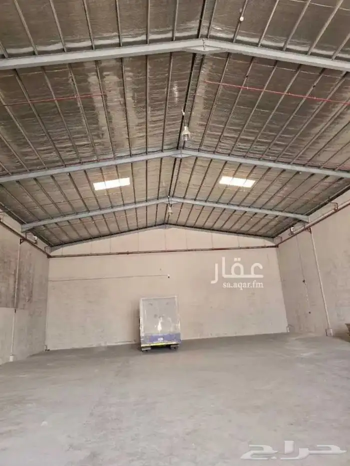 مستودع للإيجار 7