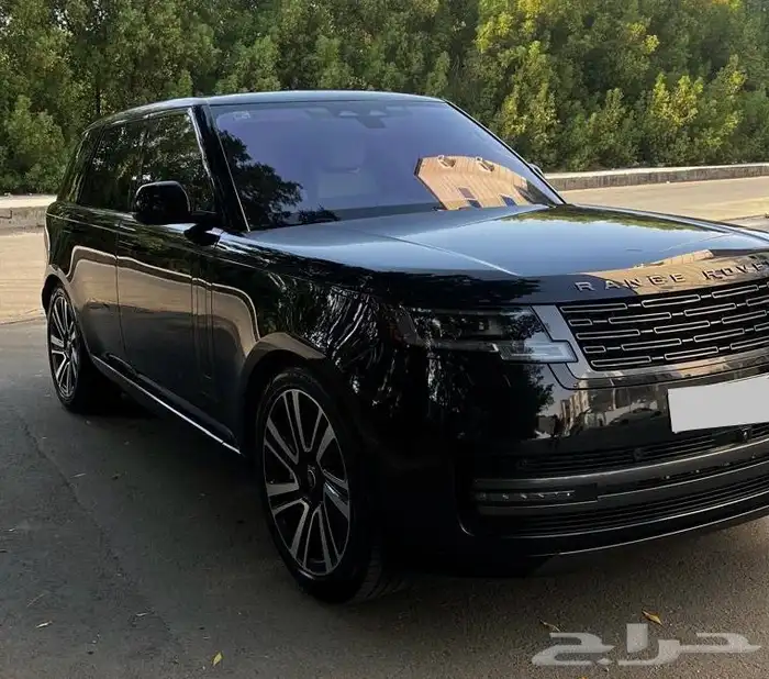 للبيع رنج روفر اوتوبيوغرافي فل كامل 2023 V8 2
