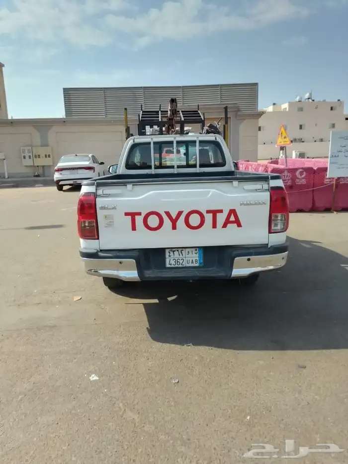 تيوتا 2016 للبيع على الشرط 1