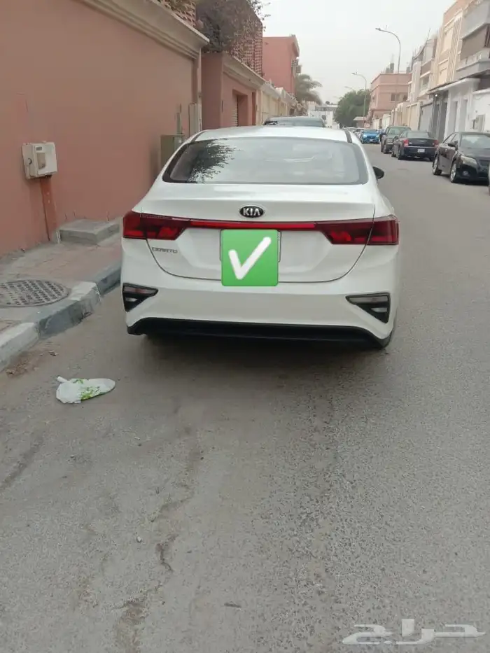 كيا سيراتو 2021 للبيع الصامل فقط يتواصل والبيع على السريع 11