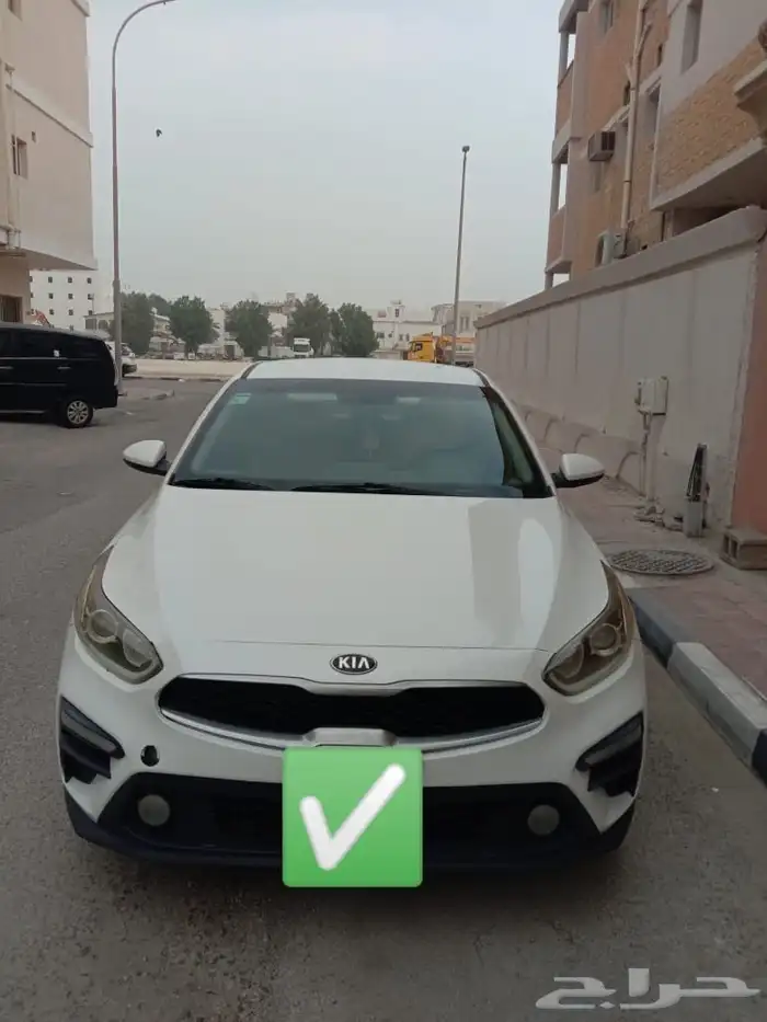 كيا سيراتو 2021 للبيع الصامل فقط يتواصل والبيع على السريع 9