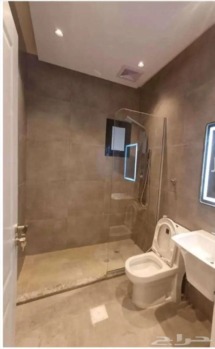 شقة للايجار حي الصواري -جدة 3