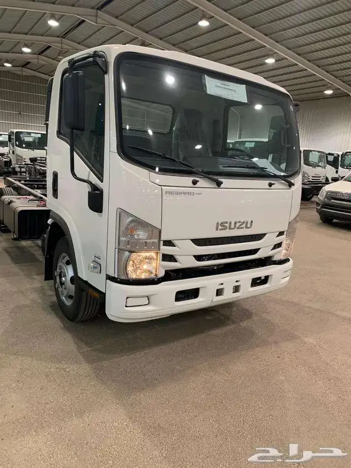 ايسوزو دينا 4 طن شاص 4.95 متر 2025 1