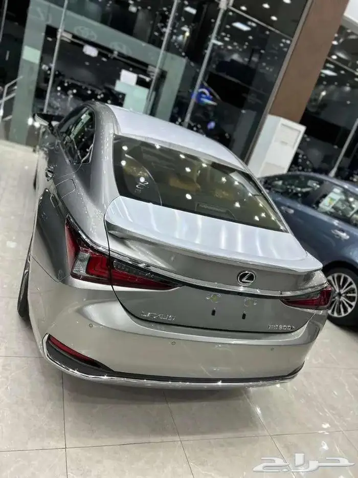 لكزس ES300 هايبرد موديل 2025 دفعتين الانماء والجزيره 0 ربح 9