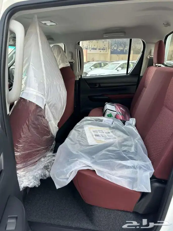 هايلكس GL2- سلق - 2025 - قير عادي - عروض الاقساط 8