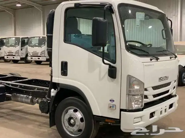 ايسوزو دينا 4 طن شاص 4.95 متر 2025 3