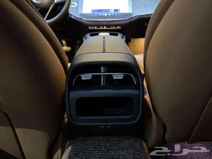 مرسيدس - اي 200 - E200 2025 24