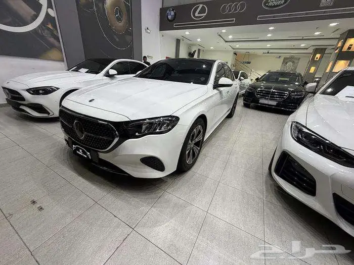 مرسيدس - اي 200 - E200 2025 33