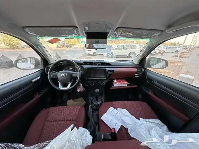 هايلكس GL2- سلق - 2025 - قير عادي - عروض الاقساط 4