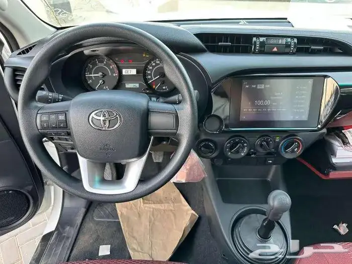 هايلكس GL2- سلق - 2025 - قير عادي - عروض الاقساط 7