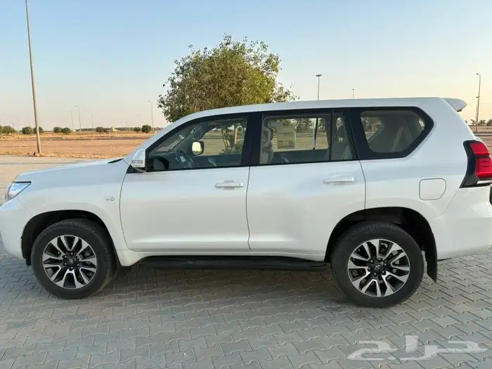 جيب برادو2022 6سلندر 0