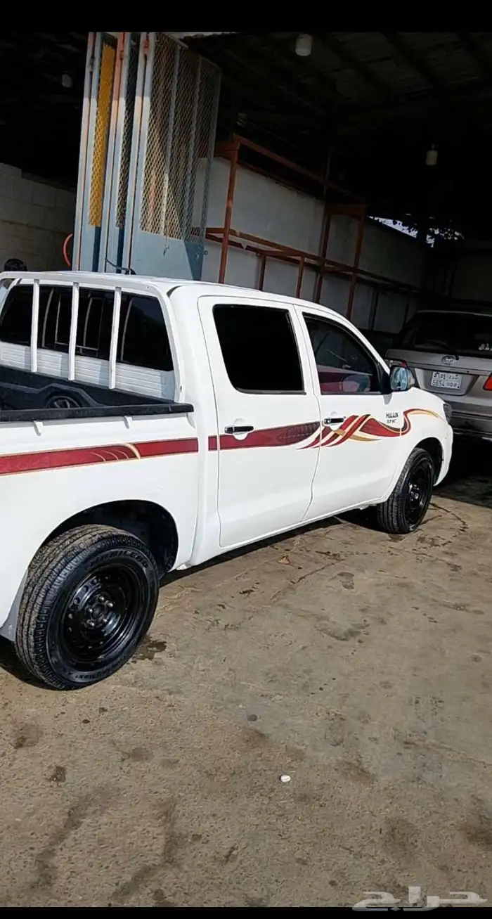 هايلكس 2013 نظيفه مشالله تبارك الله الى البيع 6