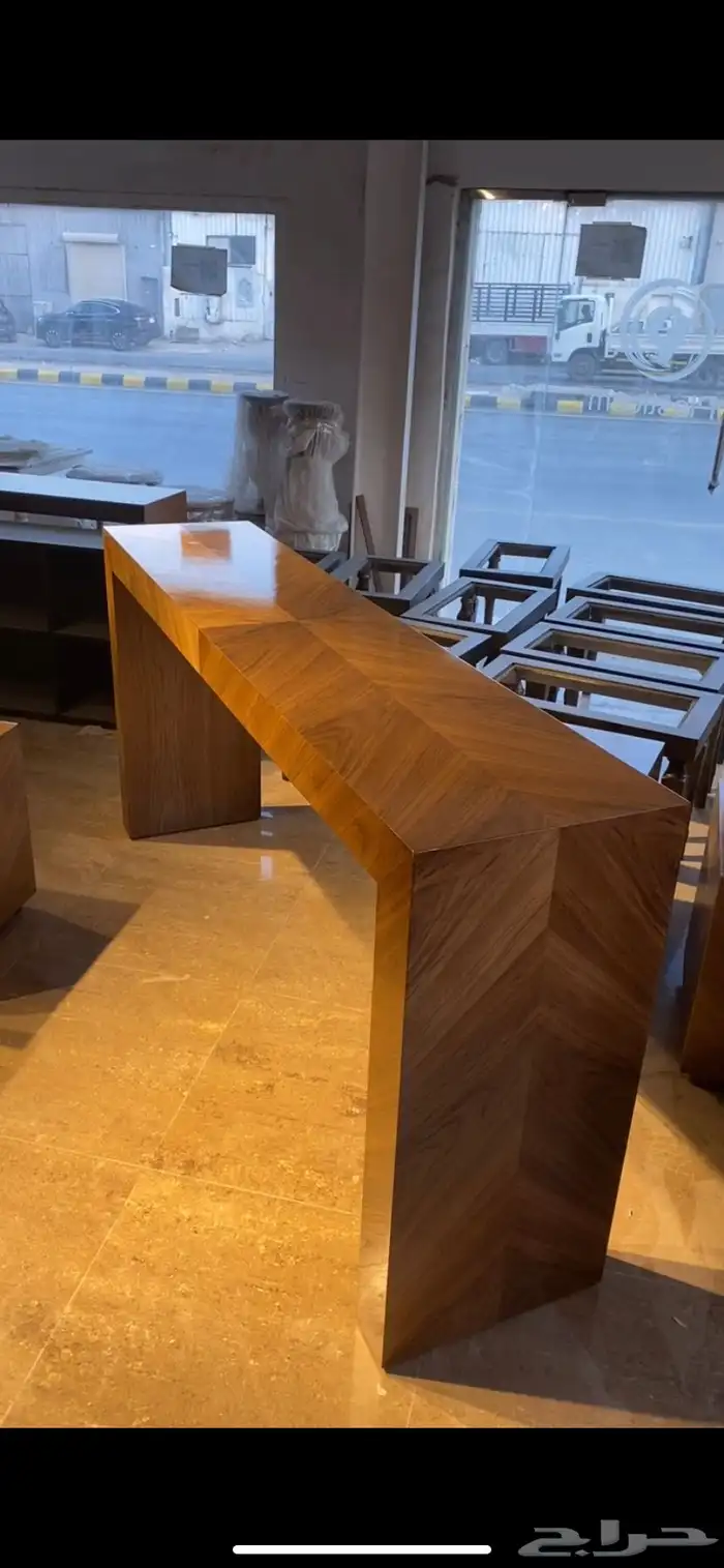 تفصيل اجود انواع طاولات حسب الطلب 6