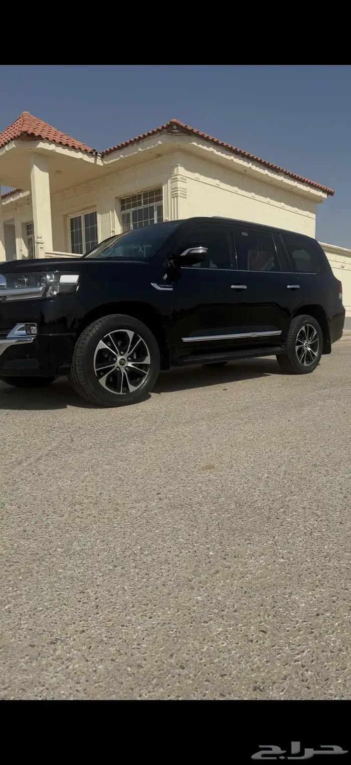 لاند كروزر 5