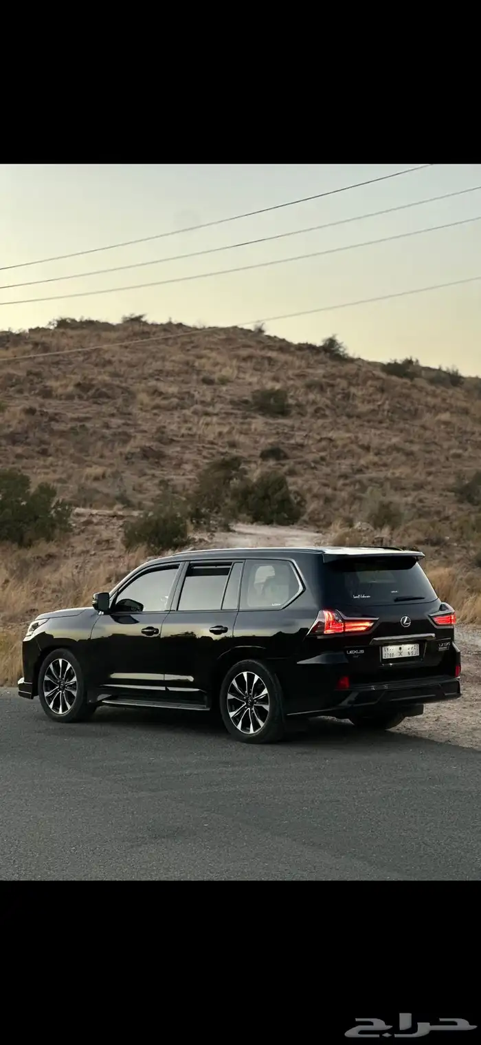 جيب لكزس بلاك ادشن 2021 ممشى قليل 6