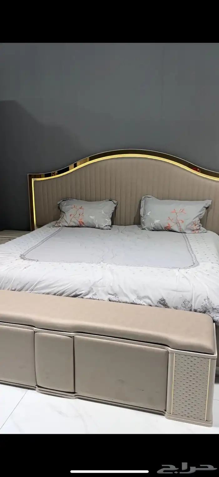 غرفة نوم مستخدمة 3