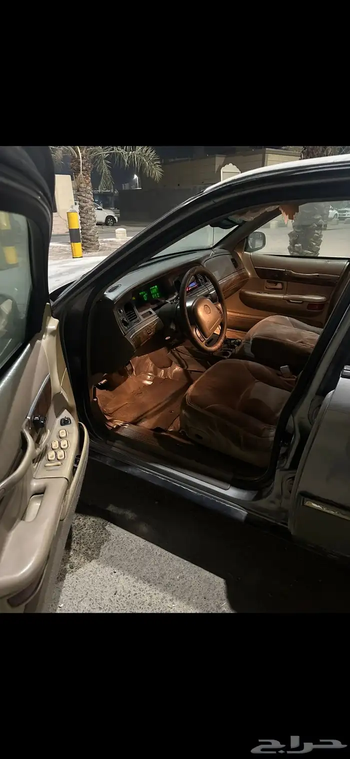 فورد جراند ماركيز 4