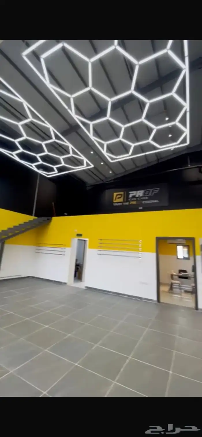 محل للتقبيل 0