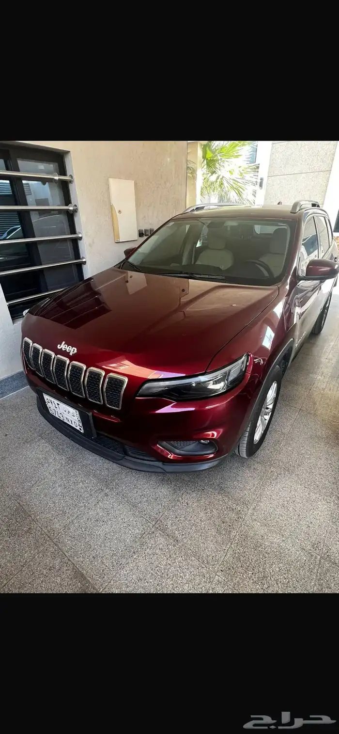 جيب شيروكي 2019 دفع رباعي لونجيتيود 12