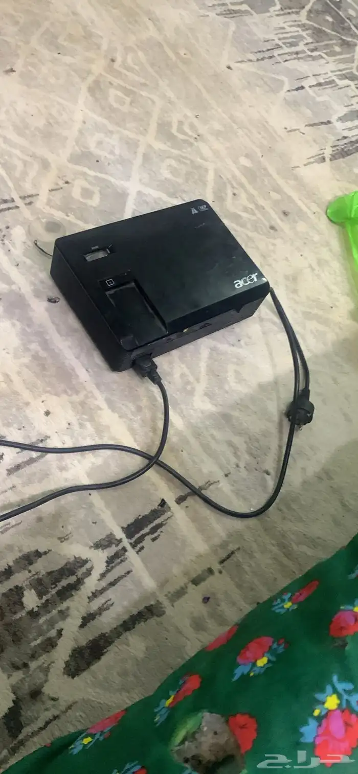 برجكتر سطوع 2700ونسبه تباين 4000 0