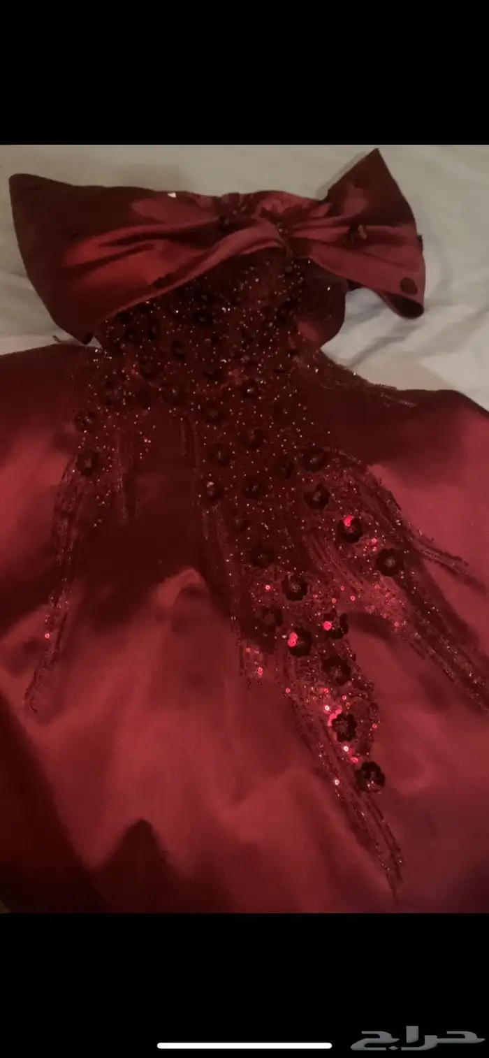 فستان لبسه وحده 1