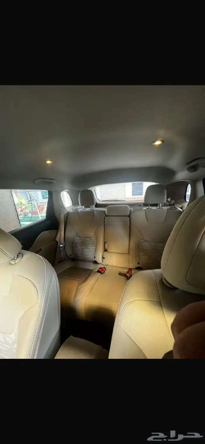 جيب شيروكي 2019 دفع رباعي لونجيتيود 6