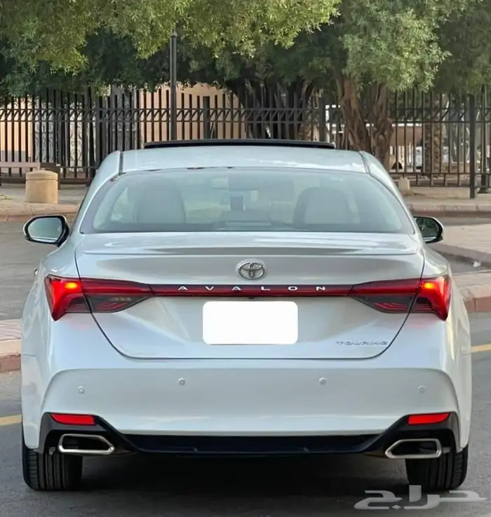 تويوتا افلون 2020 TOURING نص فل سعودي 7