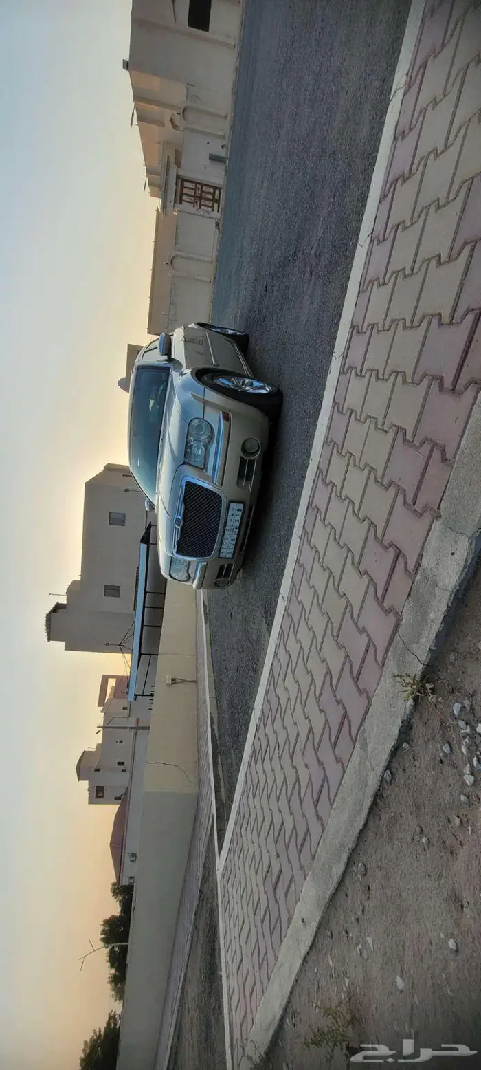 اللبيع كلايزلر هيمي قمه ف النظافه بلد بدي محركاتv8م2006وكاله 68