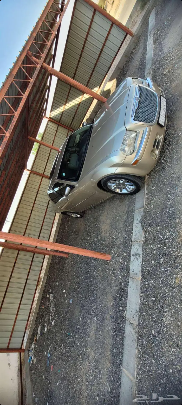 اللبيع كلايزلر هيمي قمه ف النظافه بلد بدي محركاتv8م2006وكاله 79