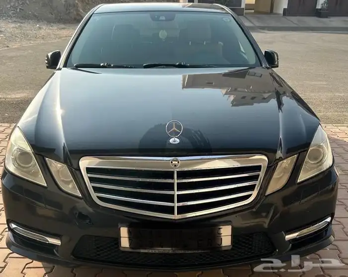 مرسيدس E200 AMG نظيف 2