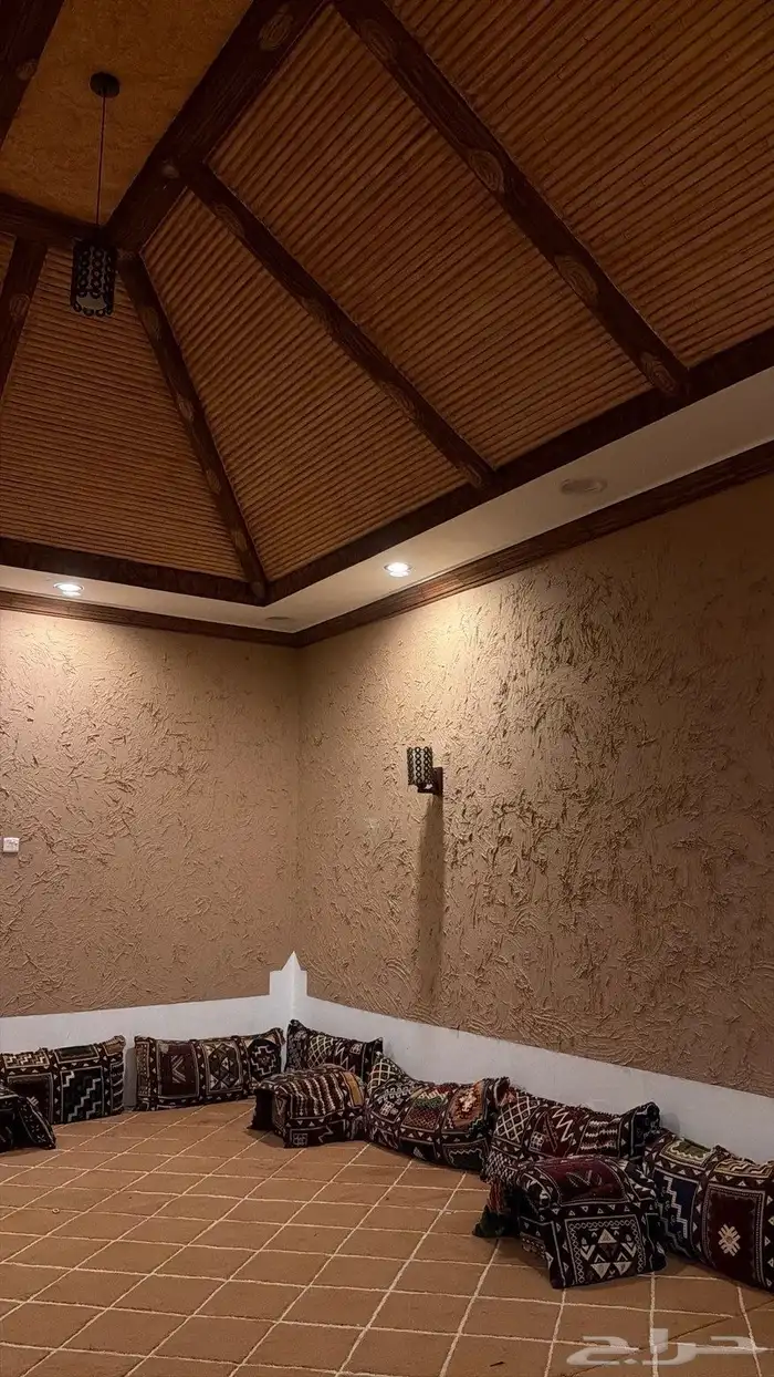 مخاد ومراكي مشب بنقشه تراثيه للبيع 1