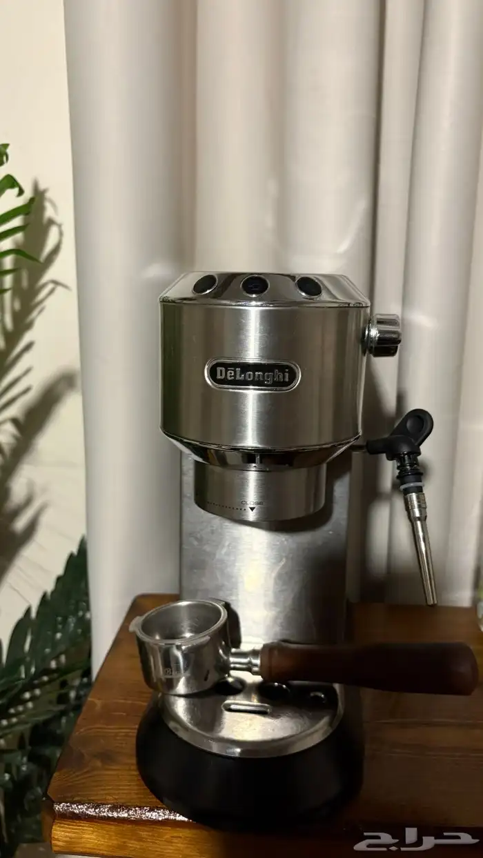 مكينه ديلونجي استخدام نظيف 0