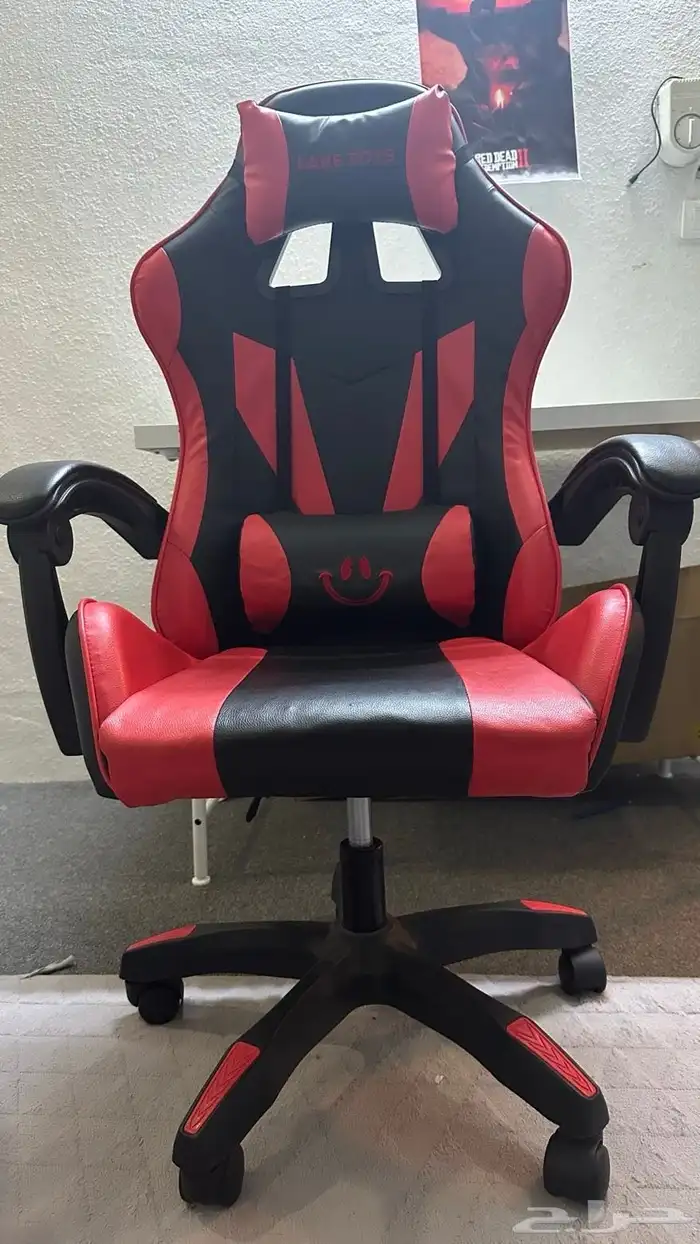 طاوله وكرسي العاب 3