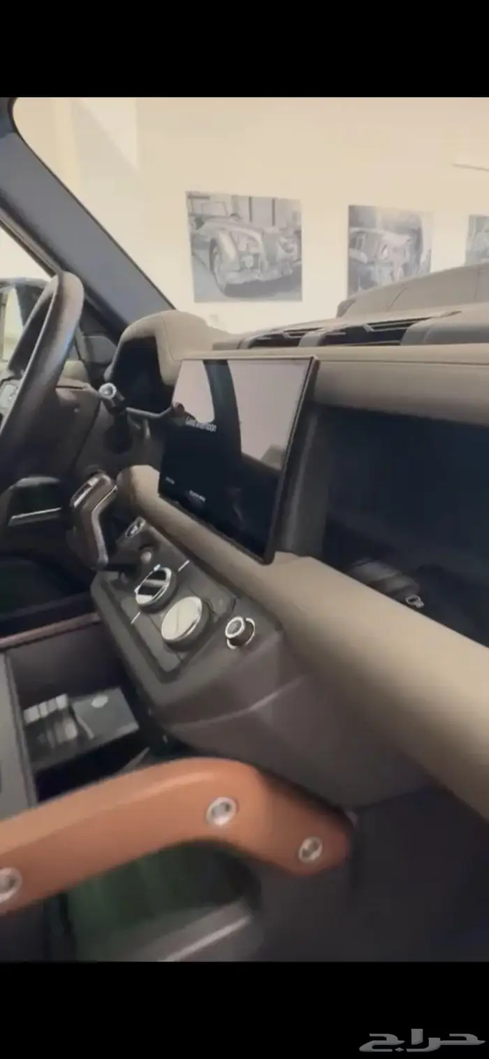 للبيع 2022 لاندروفر X ديفندر 110 ((ب199 الف ريال)) 4