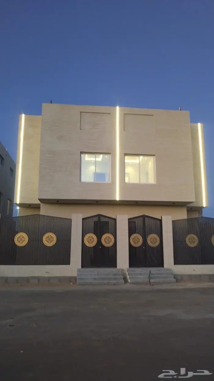 للبيع شقق وفلل 14